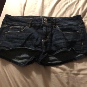Cute jean American Eagle shorts size 8...